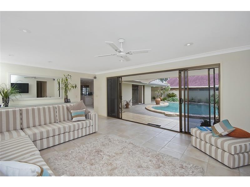 110 Melaleuca Drive, Palm Beach QLD 4221