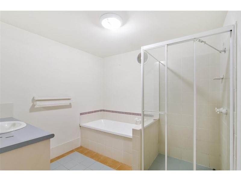 23/232 Guineas Creek Road, Elanora QLD 4221