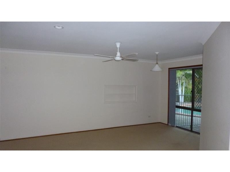 22 Hillcot Street, Currumbin Waters QLD 4223