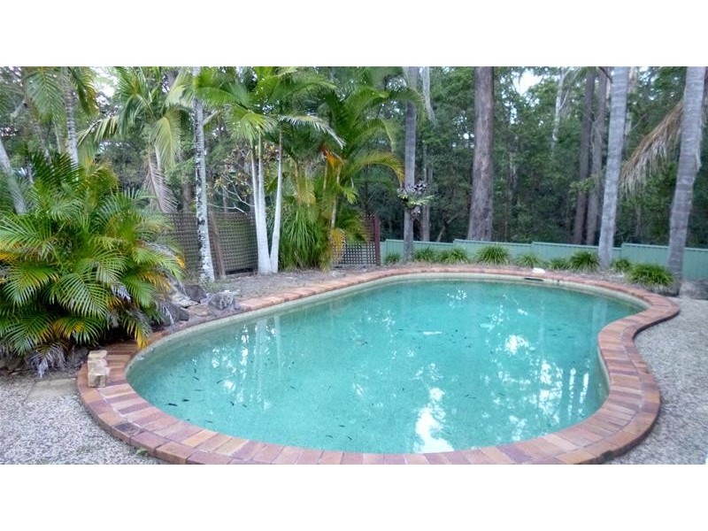 22 Hillcot Street, Currumbin Waters QLD 4223