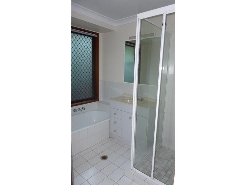 22 Hillcot Street, Currumbin Waters QLD 4223