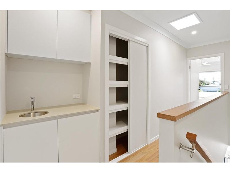 2/82 Palm Beach Avenue, Palm Beach QLD 4221