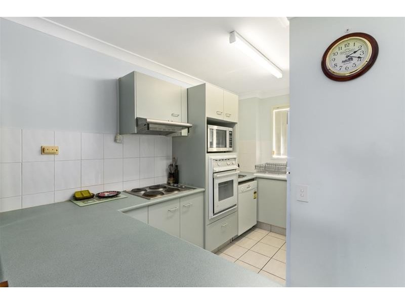 11/2 Simpsons Road, Currumbin Waters QLD 4223