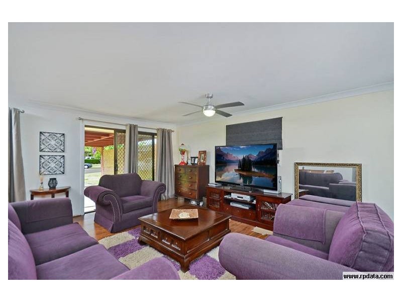 46 Spindle Street, Palm Beach QLD 4221