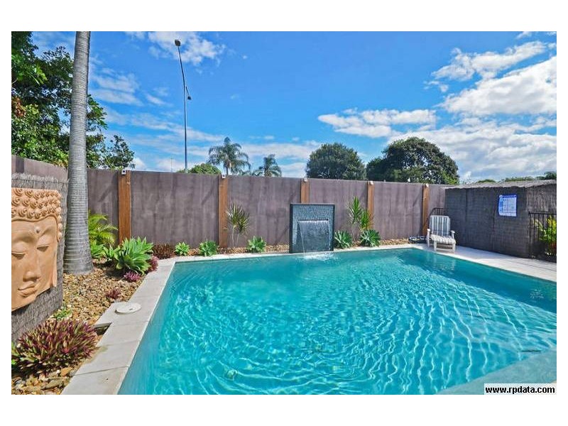 46 Spindle Street, Palm Beach QLD 4221