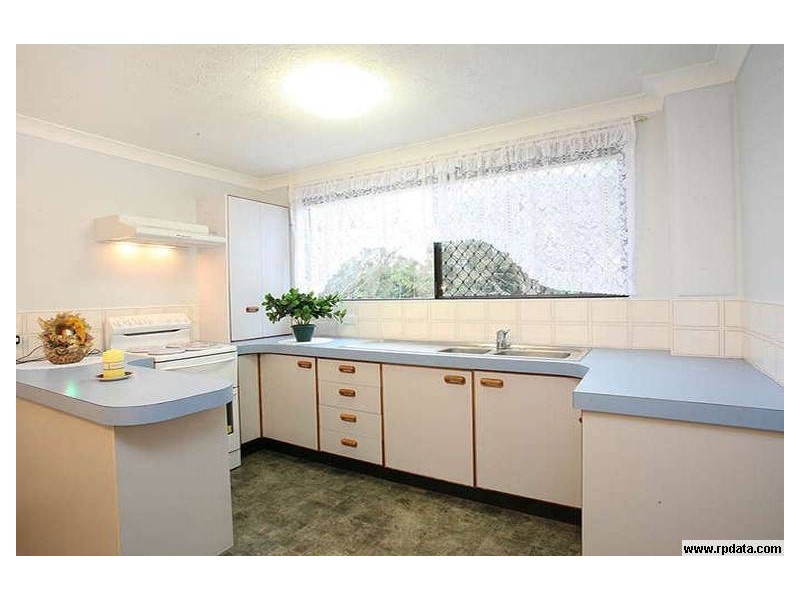 2/6 Brooke Avenue, Palm Beach QLD 4221