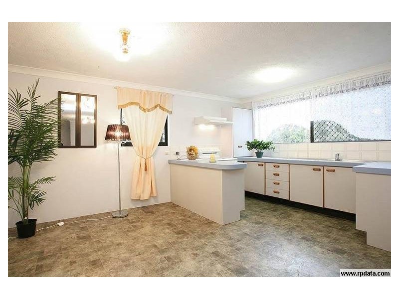 2/6 Brooke Avenue, Palm Beach QLD 4221