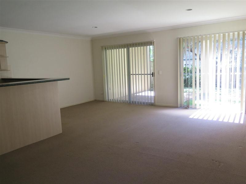 6/283 Nineteenth Avenue, Elanora QLD 4221