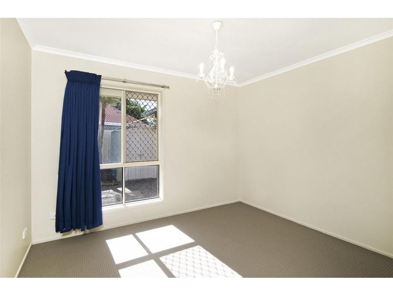 1/1 Cowal Court, Elanora QLD 4221