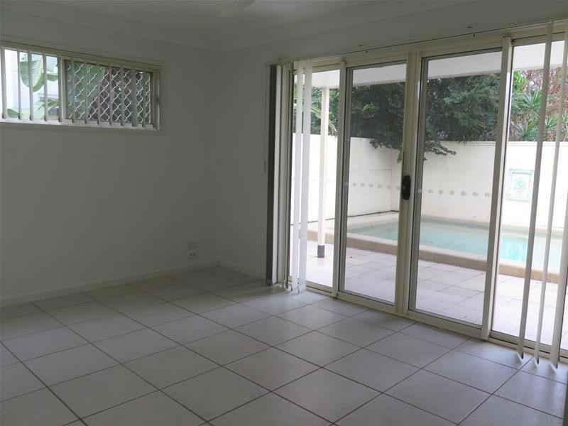 1/93 Laguna Avenue, Palm Beach QLD 4221