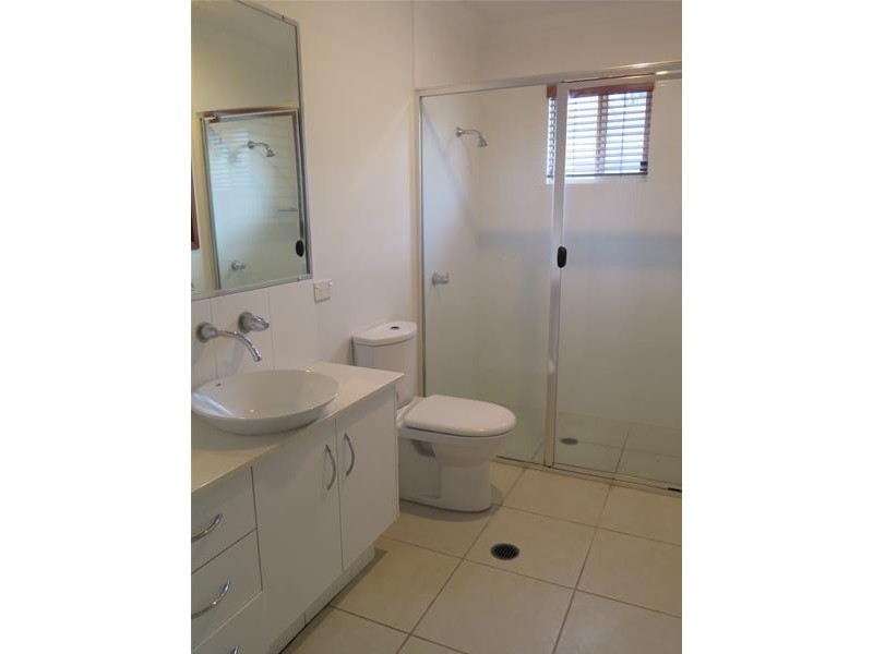 1/93 Laguna Avenue, Palm Beach QLD 4221