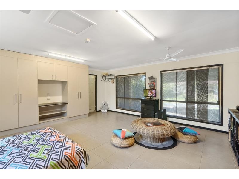 91 Saffron Street, Elanora QLD 4221