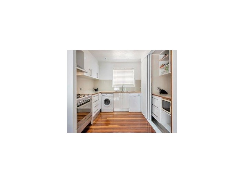 2/15 Fifteenth Avenue, Palm Beach QLD 4221