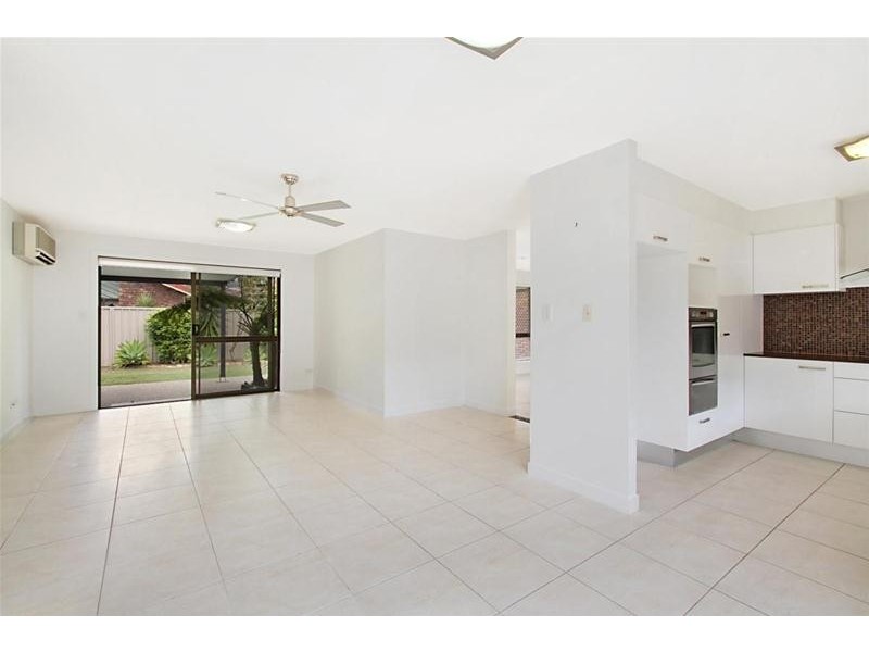 28 Pinon Close, Elanora QLD 4221