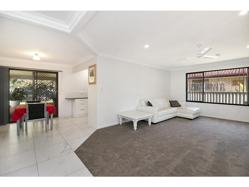 90 Japonica Drive, Palm Beach QLD 4221