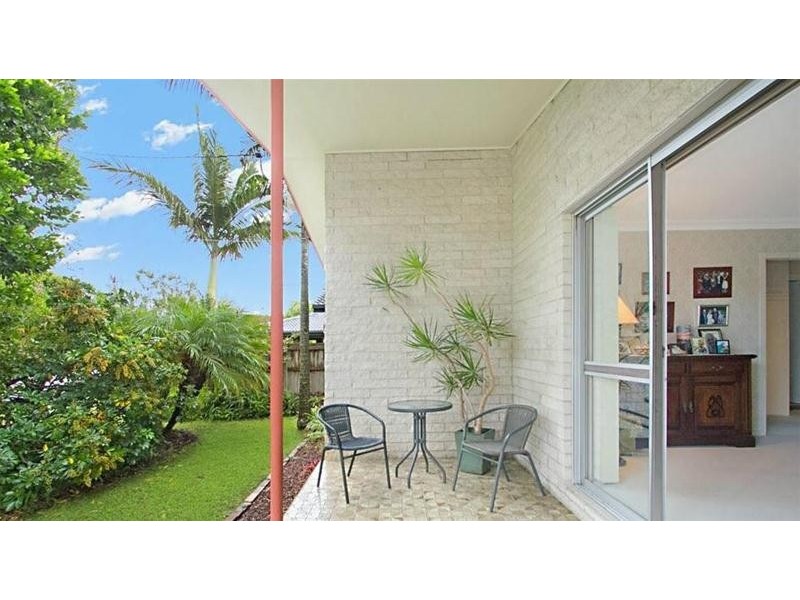 13 Allawah Avenue, Palm Beach QLD 4221