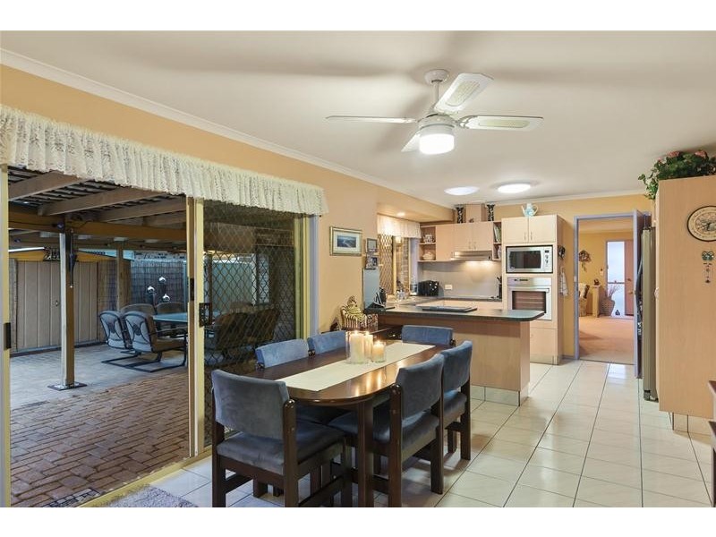 15 Damson Place, Elanora QLD 4221