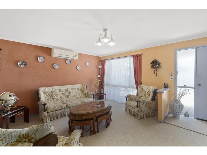 15 Damson Place, Elanora QLD 4221