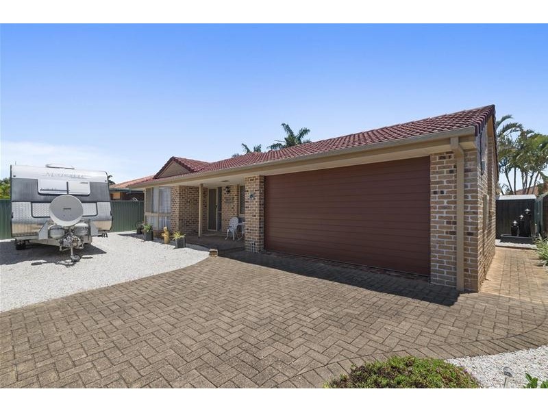 15 Damson Place, Elanora QLD 4221