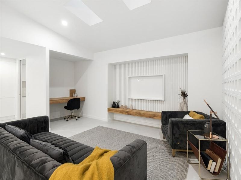 57 Mallawa Drive, Palm Beach QLD 4221