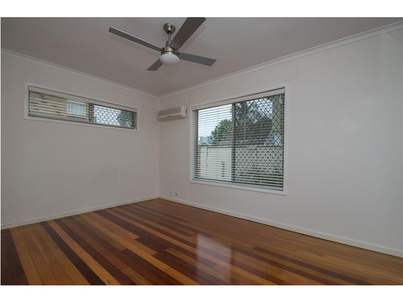 1/43 Third  Avenue, Palm Beach QLD 4221