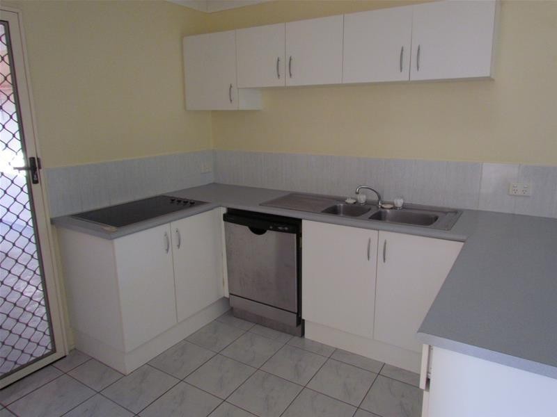 1/9 Bluemoon Close, Burleigh Waters QLD 4220