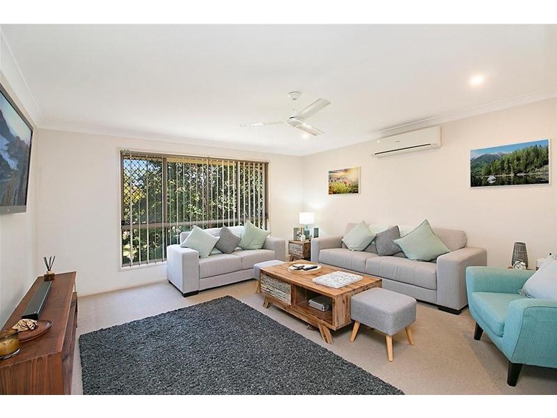 4 Bidwill Court, Elanora QLD 4221