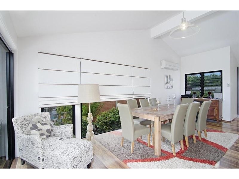 4 Aethalia Street, Currumbin Waters QLD 4223