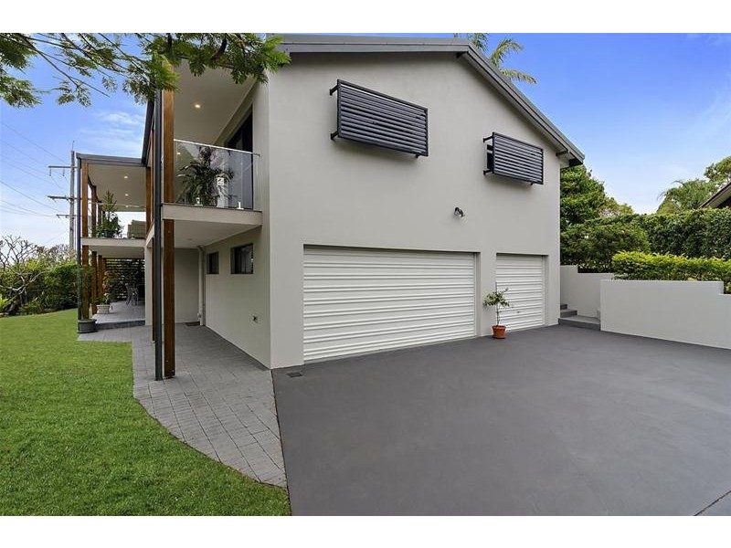 4 Aethalia Street, Currumbin Waters QLD 4223