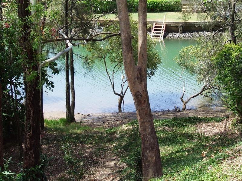 66 Ocean Parade, Burleigh Heads QLD 4220