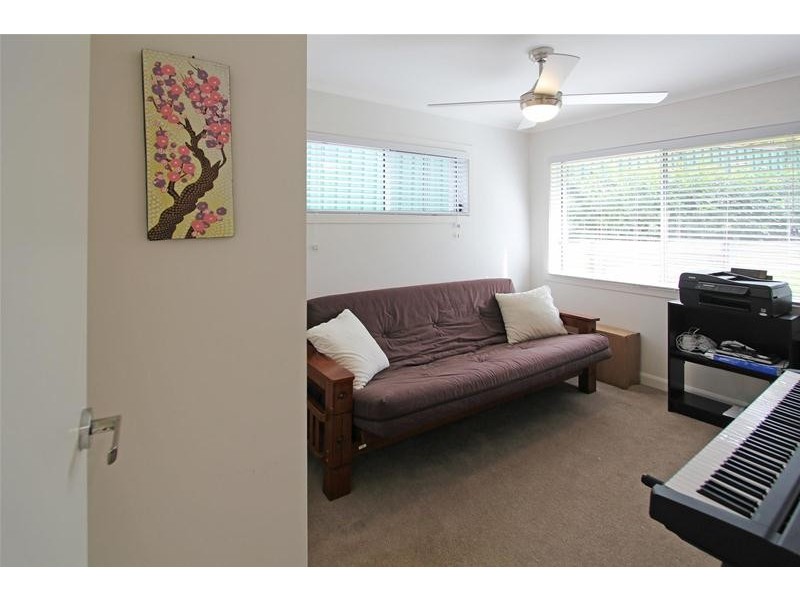 9 Glentrees  Grove, Currumbin Waters QLD 4223