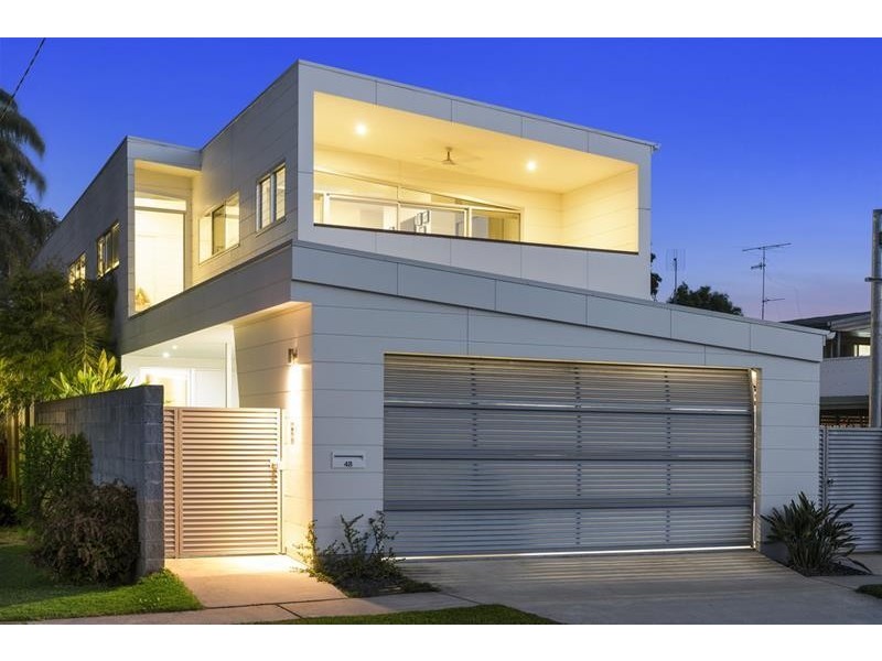 48 Twenty Fifth Avenue, Palm Beach QLD 4221