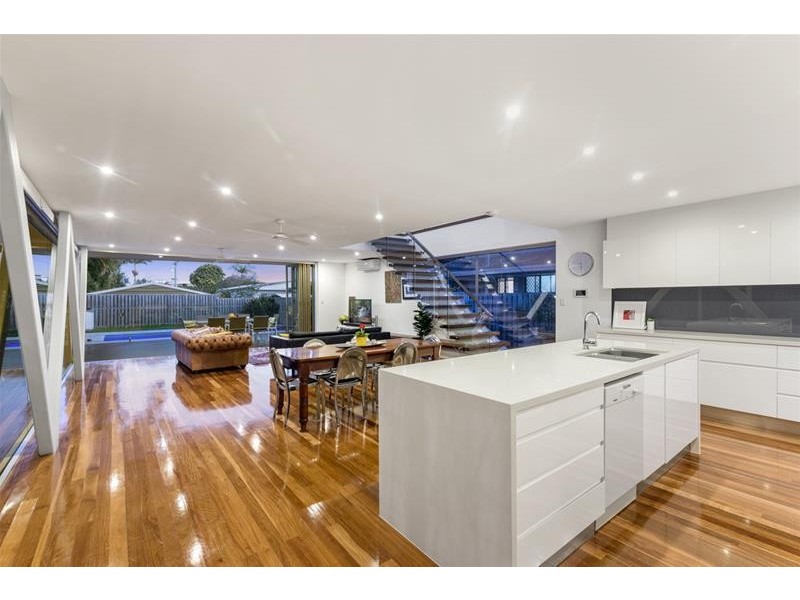 48 Twenty Fifth Avenue, Palm Beach QLD 4221