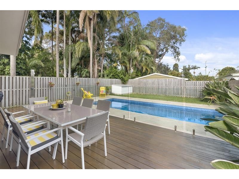 48 Twenty Fifth Avenue, Palm Beach QLD 4221