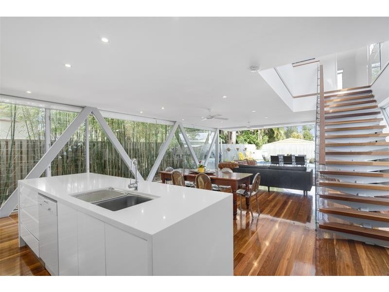 48 Twenty Fifth Avenue, Palm Beach QLD 4221