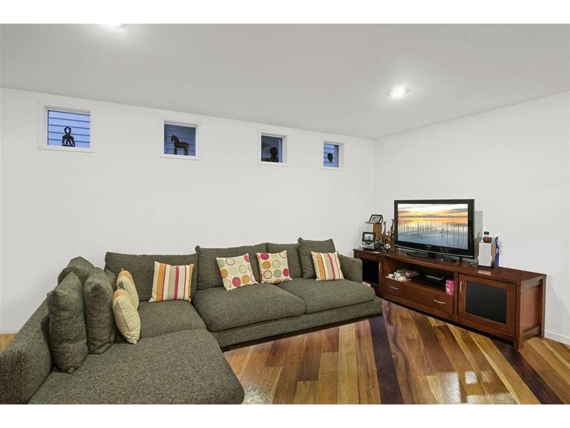 10 Twenty Third Avenue, Palm Beach QLD 4221