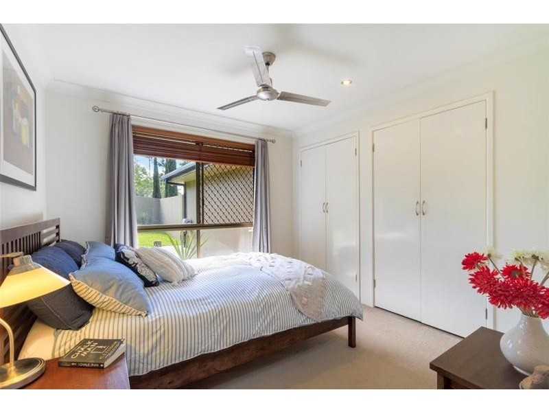 102 K P McGrath Drive, Elanora QLD 4221