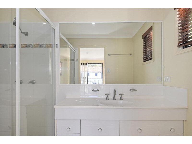 5/2 Karri Court, Burleigh Heads QLD 4220