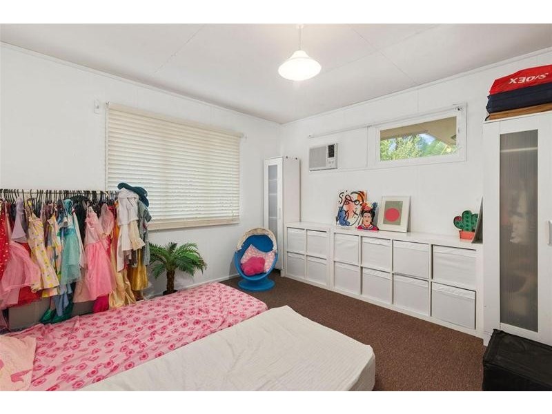 23 Riverside  Drive, Currumbin Waters QLD 4223