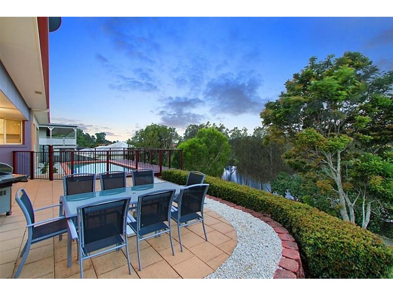 6 Nyoka Court, Elanora QLD 4221