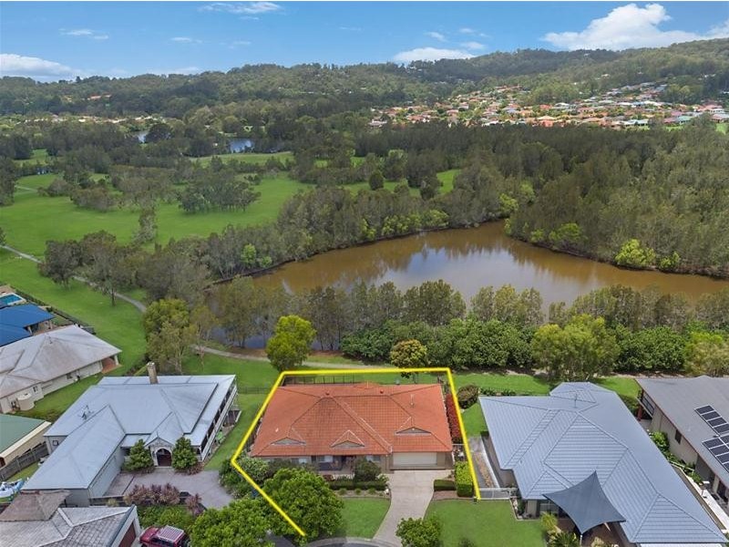 6 Nyoka Court, Elanora QLD 4221