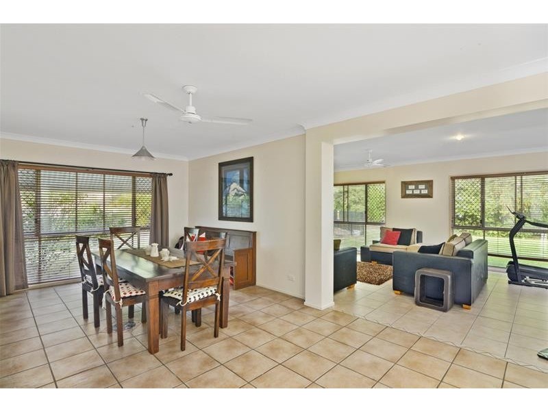 132 Valley Drive, Tallebudgera QLD 4228