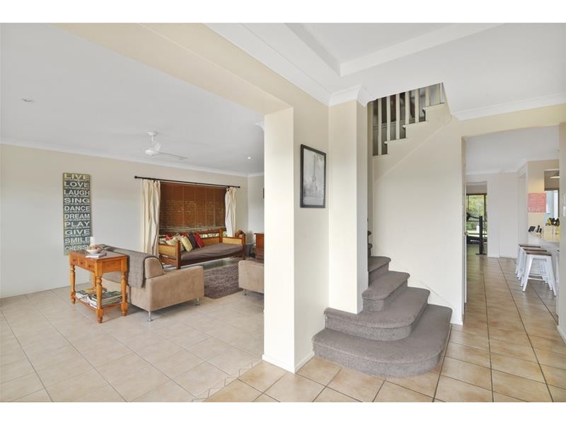 132 Valley Drive, Tallebudgera QLD 4228