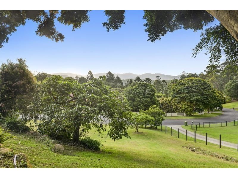132 Valley Drive, Tallebudgera QLD 4228