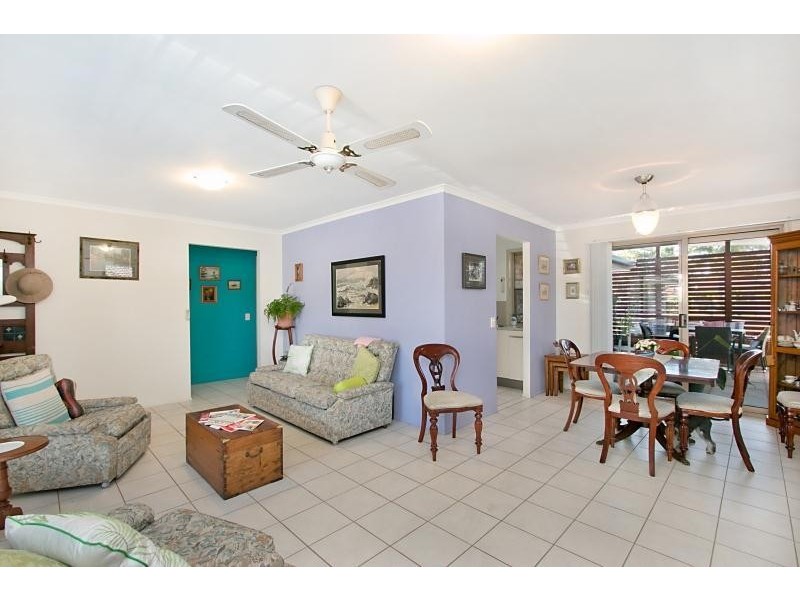 3 Kalmia Court, Elanora QLD 4221