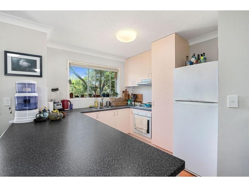 3/4 Nalla  Court, Palm Beach QLD 4221