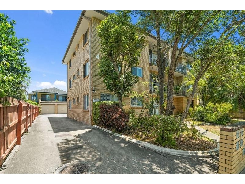 3/4 Nalla  Court, Palm Beach QLD 4221