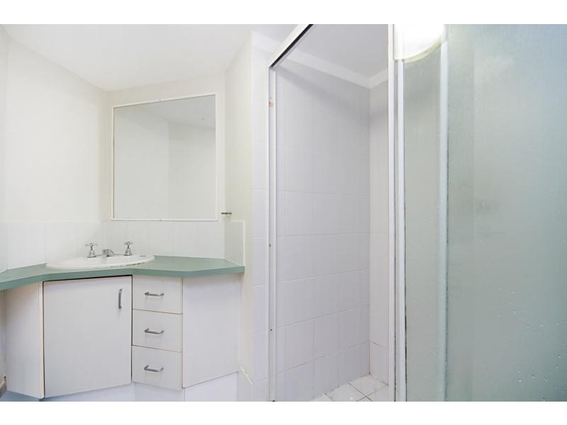 2/1 Rolan Court, Palm Beach QLD 4221