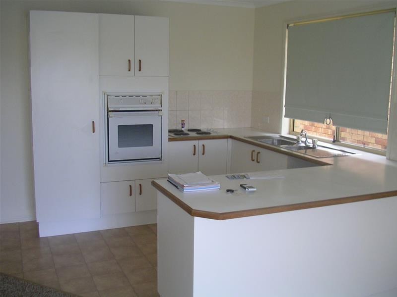 29 Southlake Drive, Varsity Lakes QLD 4227