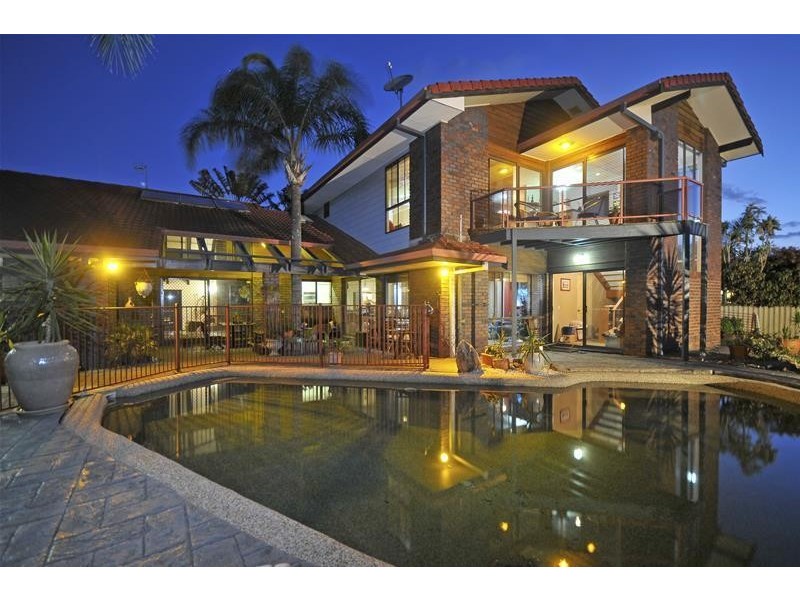 39 Kurrajong Court, Palm Beach QLD 4221